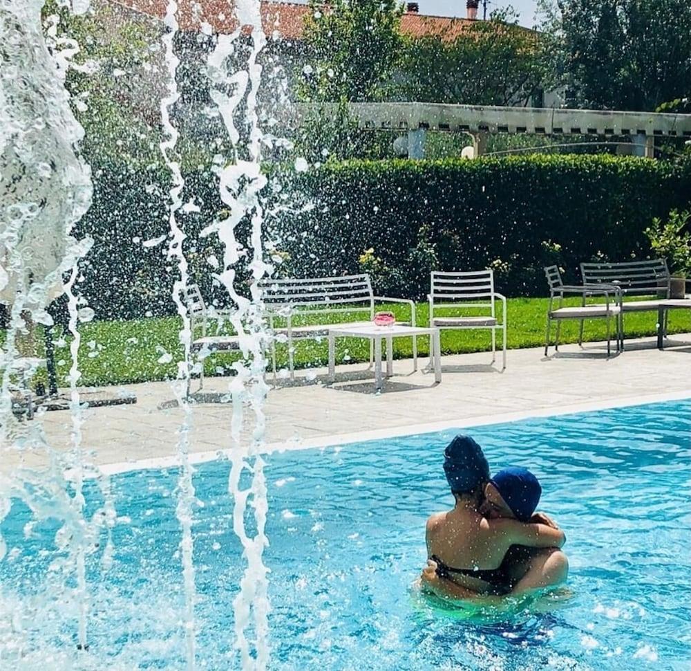 Hotel Santacroce Meeting 술모나 외부 사진