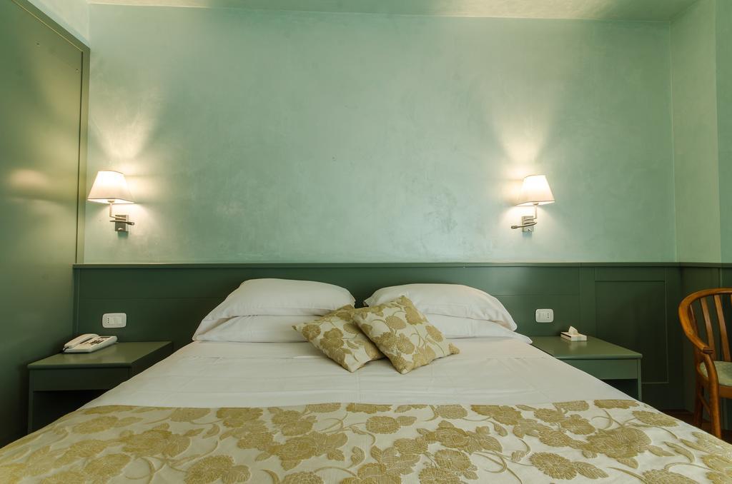 Hotel Santacroce Meeting 술모나 외부 사진